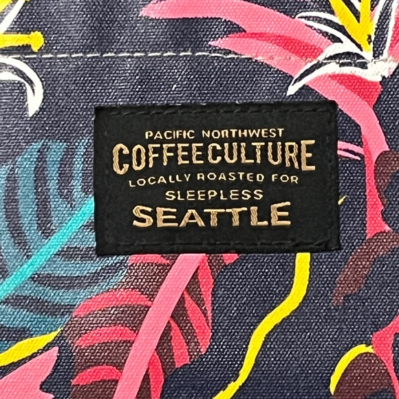 Chalo Seattle Coffee Culture Night Owls Coated Canvas Zipper Tote - 17 x 13 x 5" - Picture 3 of 15